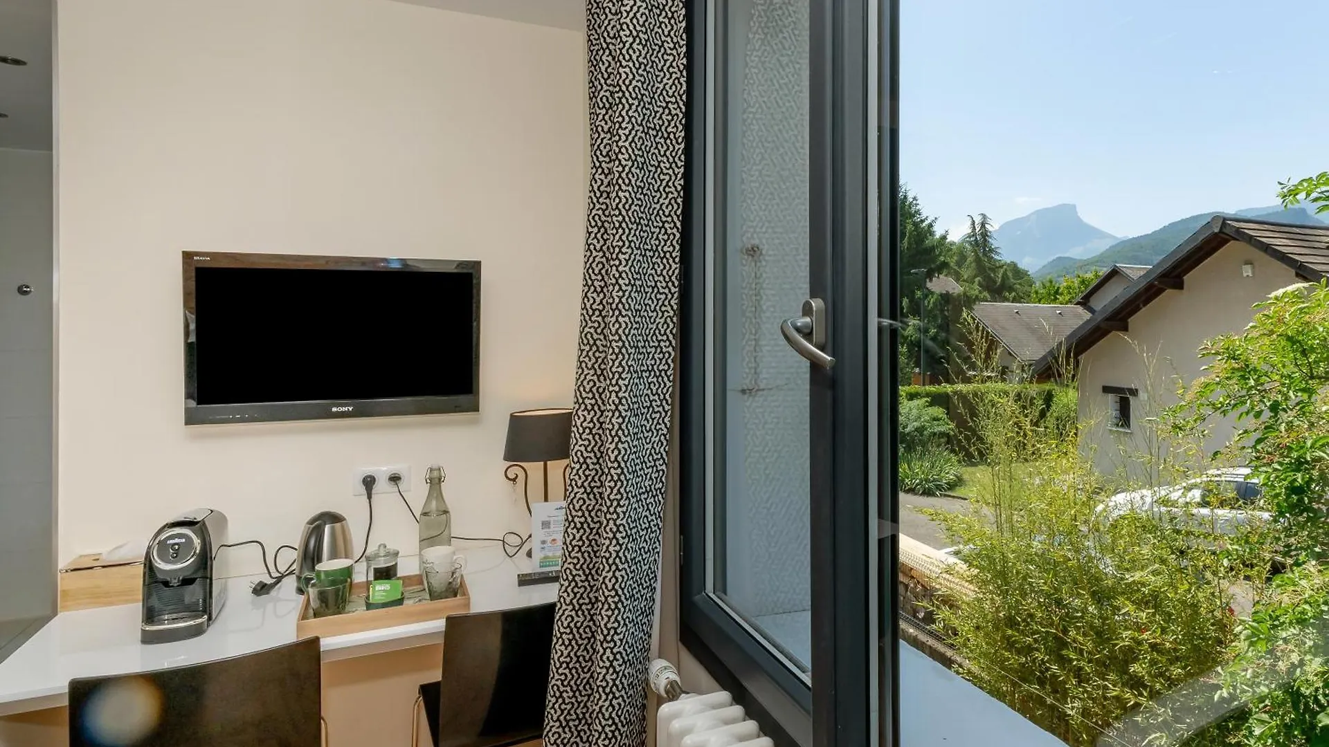Gite La Porte Des Alpes Barberaz 0*,